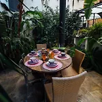 Atmosfere Puniche